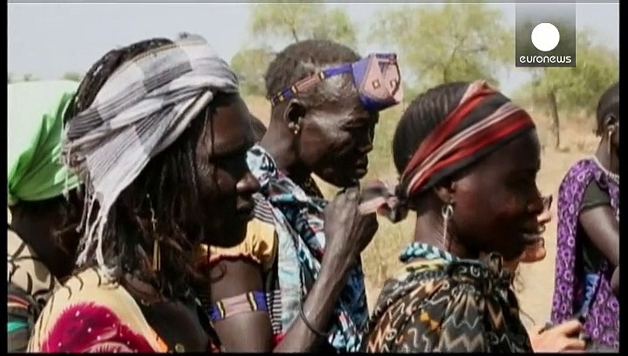 Südsudan: erste kindersoldaten entwaffnet