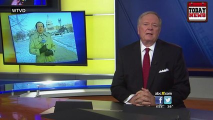 Le journaliste Larry Stogner annonce en direct qu'il est mourant et va prendre sa retraite