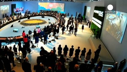 Άρση του εμπάργκο κατά της Κούβας ζητεί από τον Μπαράκ Ομπάμα ο Φιντέλ Κάστρο