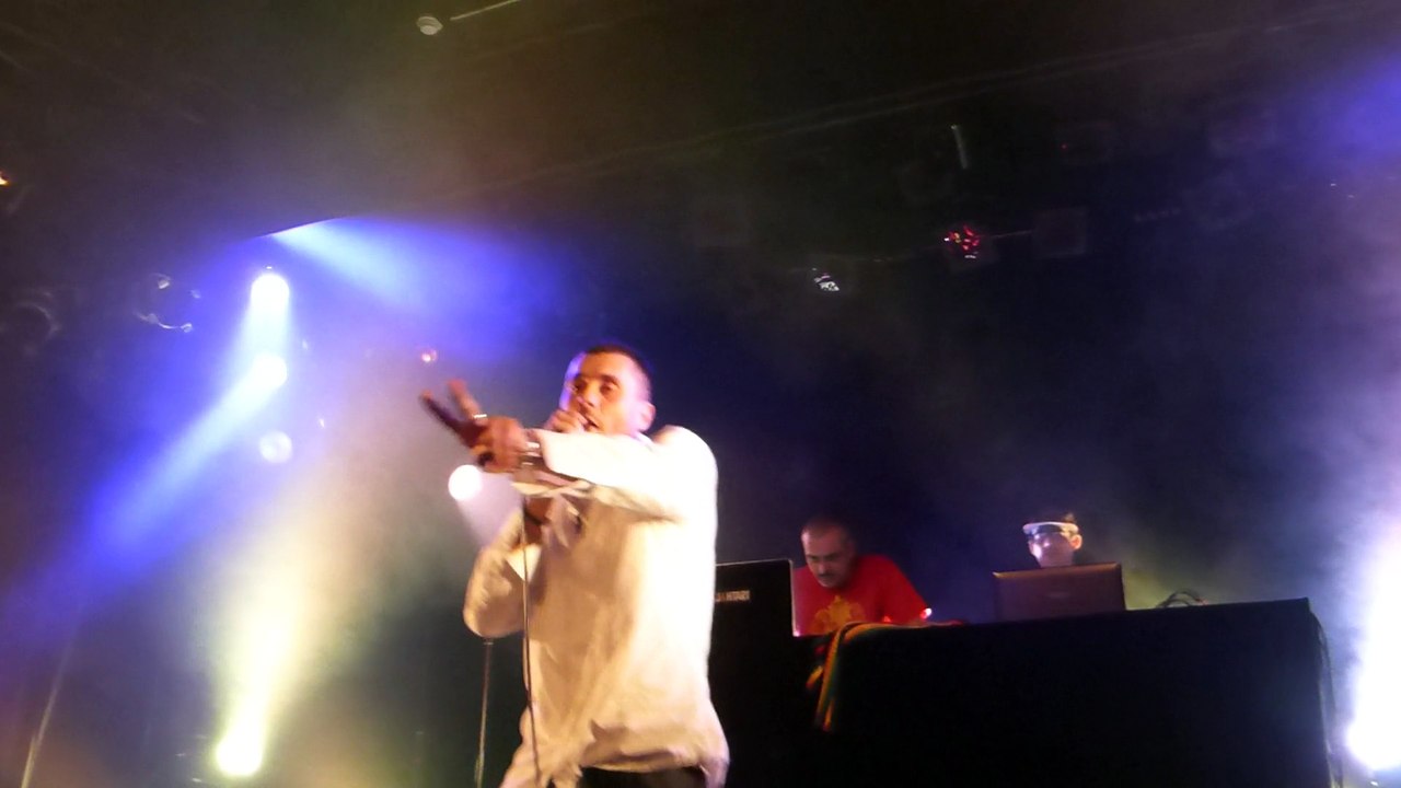 metod mc backed by doctor bud et dj kafra tilleul / cette taf est bonne au portail coucou (live)