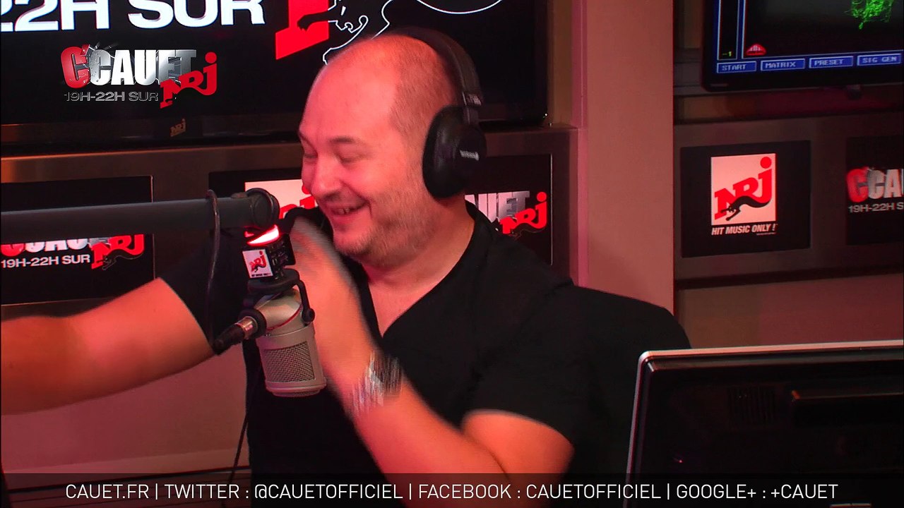 Cauet mixe le nouveau tube "S*** moi !" - C'Cauet sur NRJ
