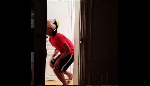 Thiago Silva est déguisé en Goofy Thiago Silva está disfarçada como Goofy | Paris SG