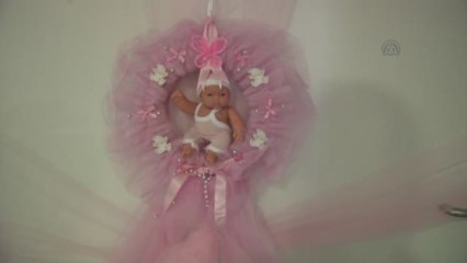 Bebeğine İlk O Dokundu