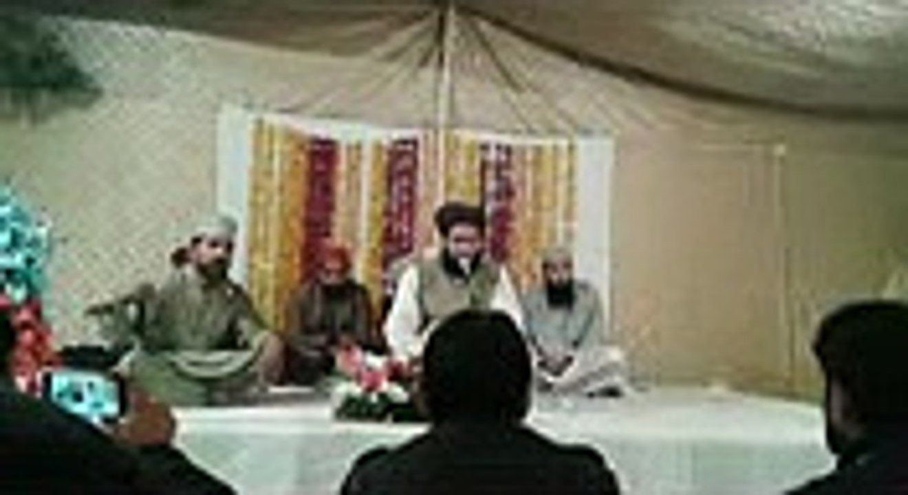 Beautiful naat khani by Qari Ghulam rasool
