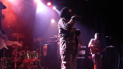 chezidek backed by green & fresh band a l'akwaba good herbs (live)