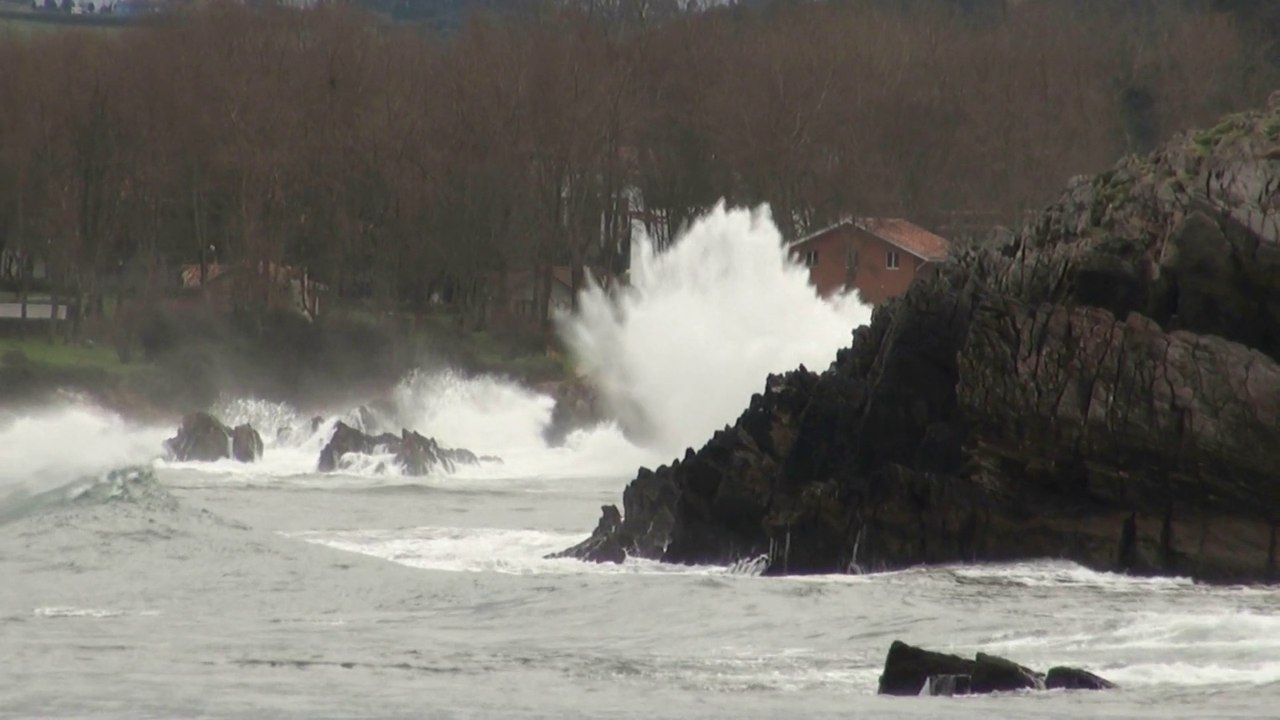 De Noruega llega a Asturias una ciclogénesis con viento, lluvia y nieve