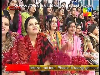 Sanam Jung Leaking Out Secrets of Moomal Sheikh On Her Face In Her Morning Show