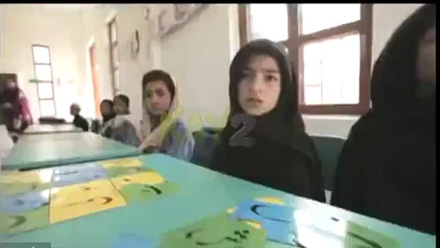 Bara Dushman Bana Phirta Hai Jo Bachon Se Darta Hai - Students Support Song