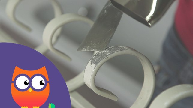 Comment décaper du métal (Ooreka.fr)