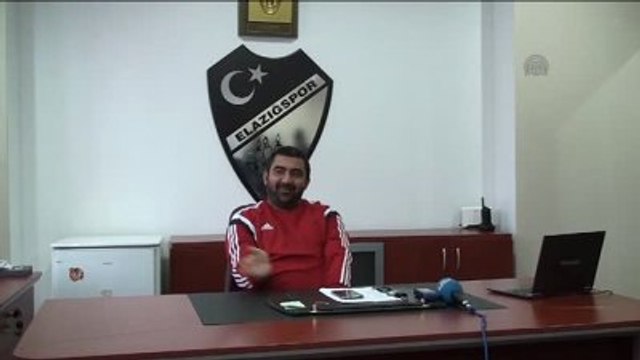 Ümit Özat ile Hami Mandıralı Arasındaki Tartışma