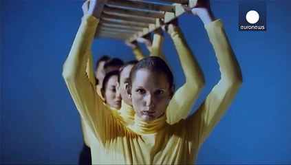 George The Poet sizi dansa davet ediyor