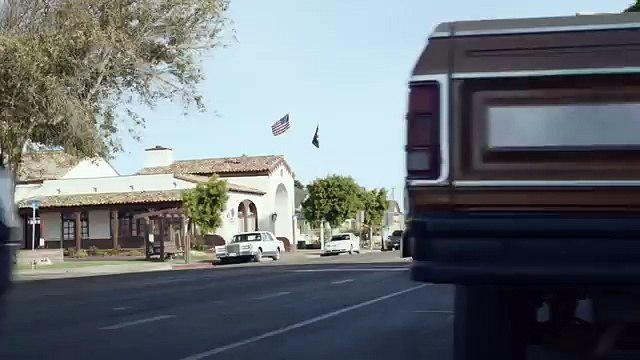 Pub Super Bowl 2015: Budweiser, Lost Dog