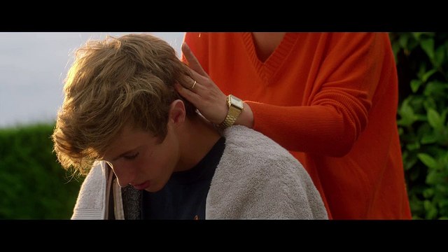 Papa ou Maman de Martin Bourboulon avec Marina Foïs, Laurent Lafitte - extrait cheveux