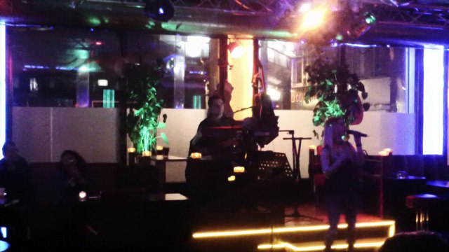 Sevgi Arslan = mavigul-lumiere Hollanda sahnesi