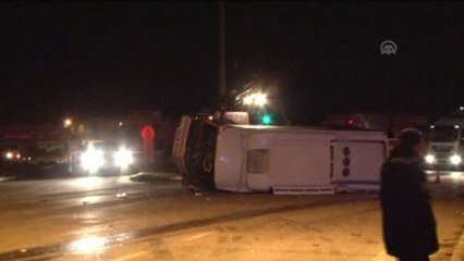 Afyonkarahisar'da Trafik Kazası: 8 Yaralı