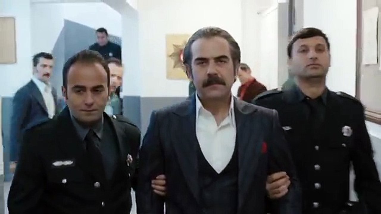 Karadayı 95.Bölüm _ Son Sahne - Mahir, Turgut'la karşı karşıya gelir