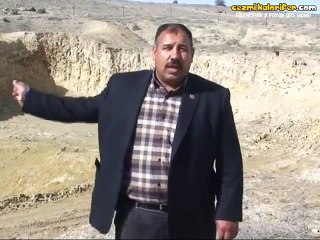 Toprak Yiyen Köylüler ve Köy Muhtarının İsyanı