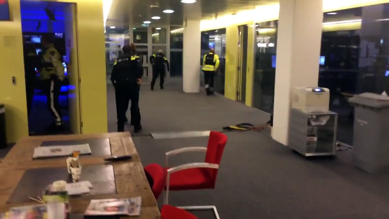 Arrestation de l'homme armé sur au JT de 20h du studio 8