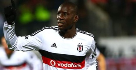 Demba Ba, Sarıyer Maçına Filistin Yazılı Kramponlarıyla Çıktı - thumbnail