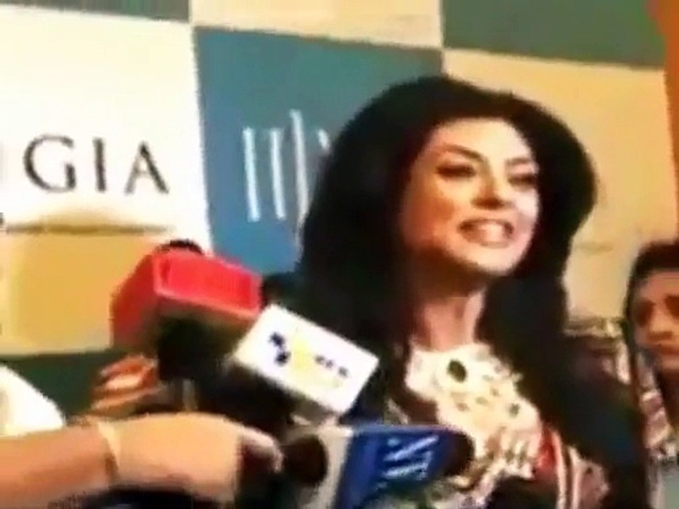 Sushmita Sen reciting Surah Al-Asar