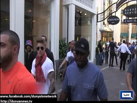 Justin Bieber Apologizes To His Fans In A Facebook Video