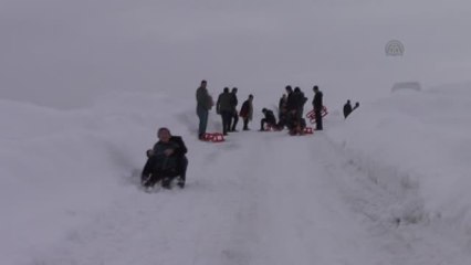 Engelli Çocukların Kayak Keyfi