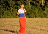 Güzel Şarkıcının, Putin'e Aşkını Anlattığı Klip İzlenme Rekoru Kırıyor