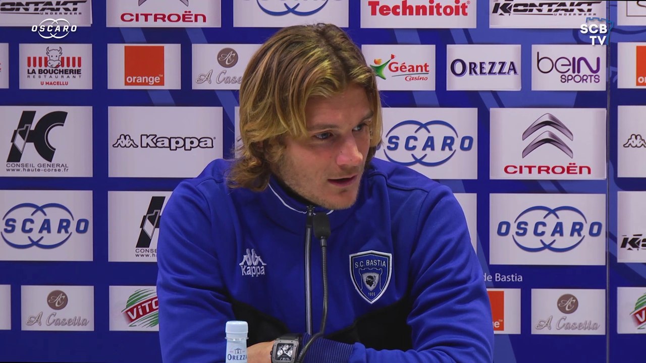 Lens-Bastia : Conf. d'avant-match de G. Gillet