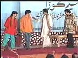 Sola Baras Ki (11) - Pakistani Punjabi Stage Drama