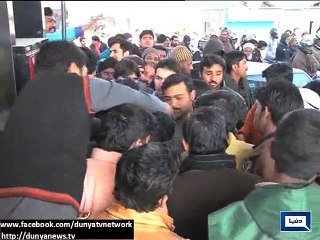 Dunya News - CNG stations close, govt facing criticism