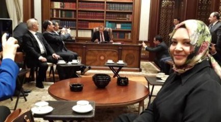 Hilal Kaplan'ın Erdoğan'lı Pozu Tartışma Yarattı