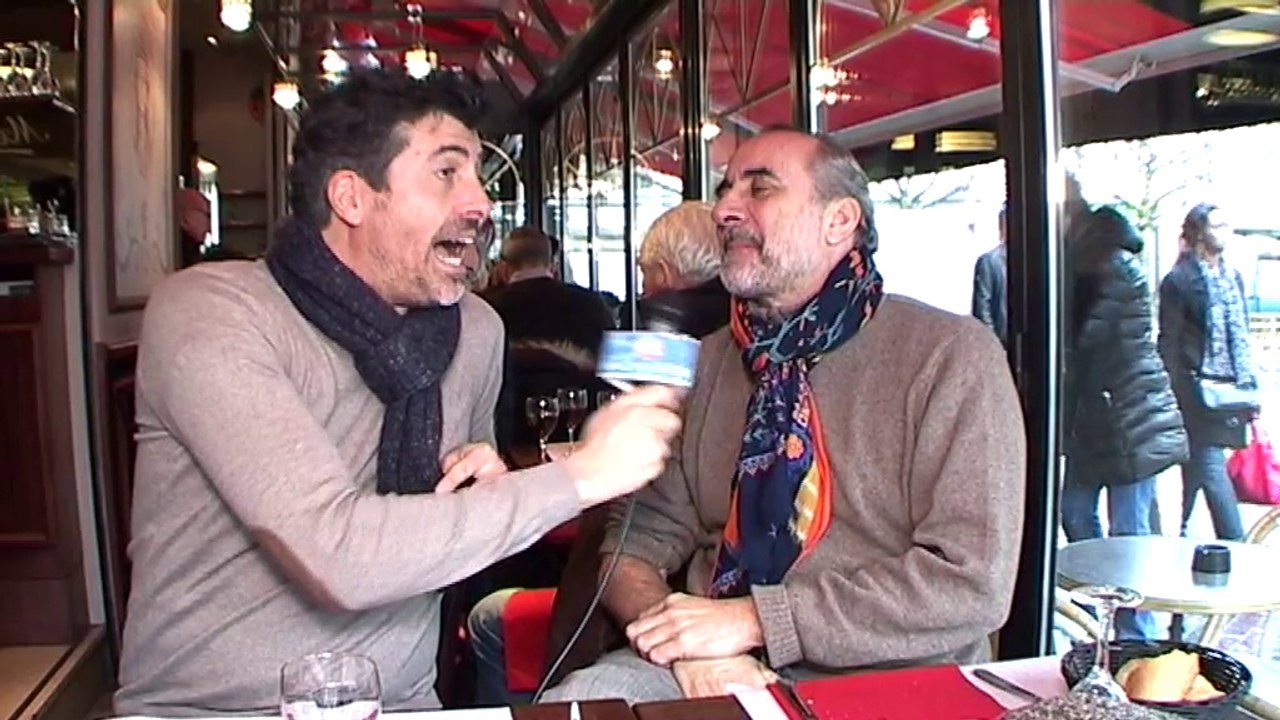 Antoine Dulery fait son marché et son spectacle à Vincennes rencontre sur VincennesTV .fr