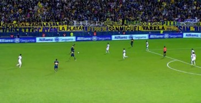 Colazo, Ceza Sahası Dışından Kaleciyi Avladı