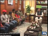 Dunya News - Karachi: PM meets deceased MQM workers' families