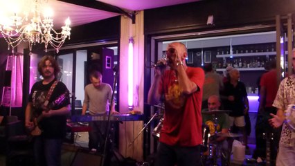 daïpivo au k6 pub brigadier (live)