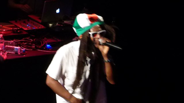 david hinds (steel pulse) & kill dem crew a l'akwaba - ku klux klan liberation riddim (live)
