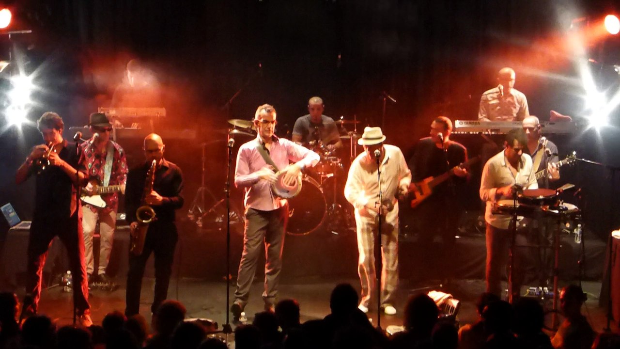 MJC l'escale à Aubagne - Orchestre National de Barbès - khalti hlima (live)