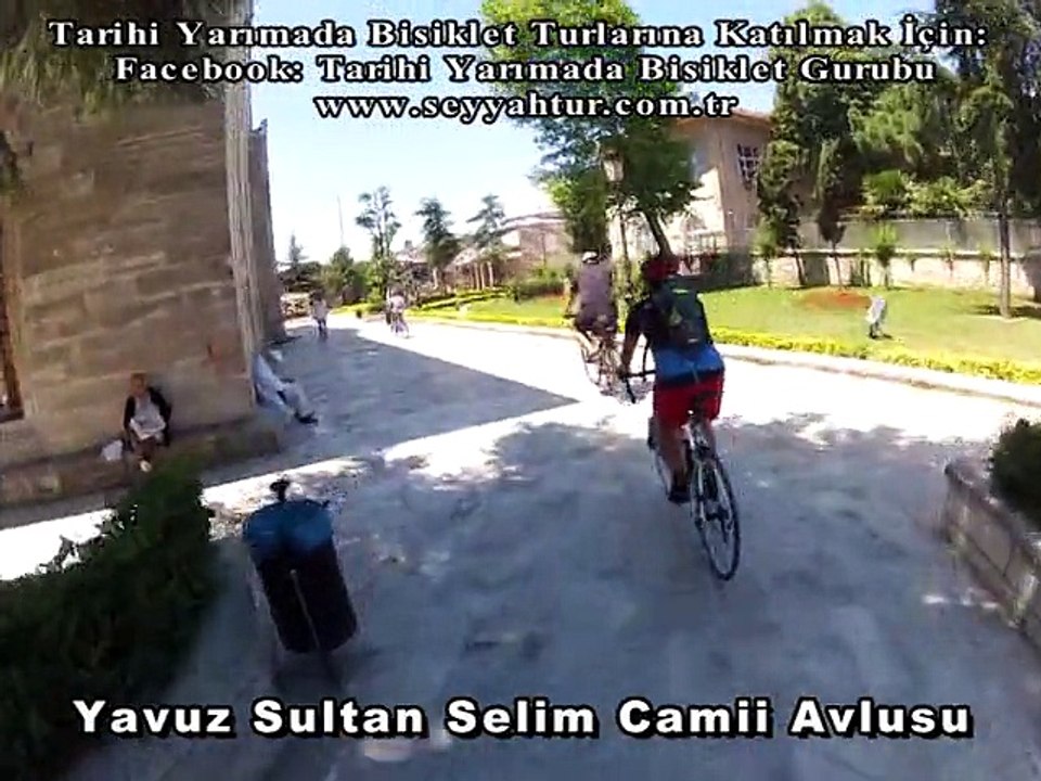 Yavuz Sultan Selim Camii Avlusu