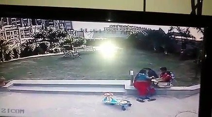 BEST BROTHER In The World..Trying To Save His BABY From DOG Attack..SALUTE HIM