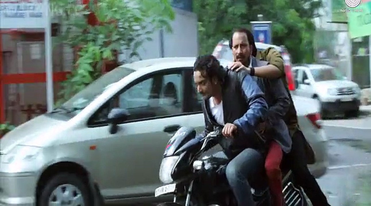 Daba Kar Dum Doggy Bhage Re Video Song (Chal Bhaag) Full HD