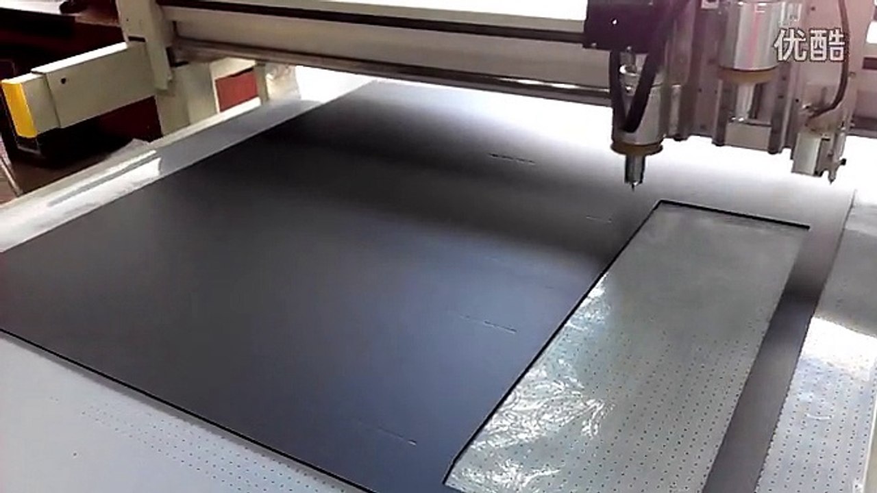 aokecut@163.com PP corrugated cutting and creasing coroplast cutter machine