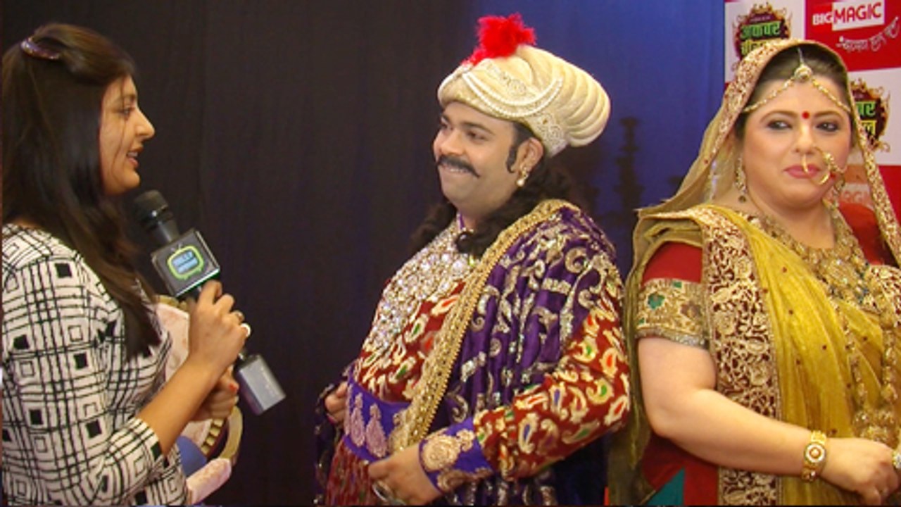 Akbar Takes His Rani Out For A Romantic Date |...