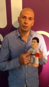 Le Chanteur Akhenaton du Groupe IAM soutien Meghanora et là Poupluche du Coeur Vincent Parisi.