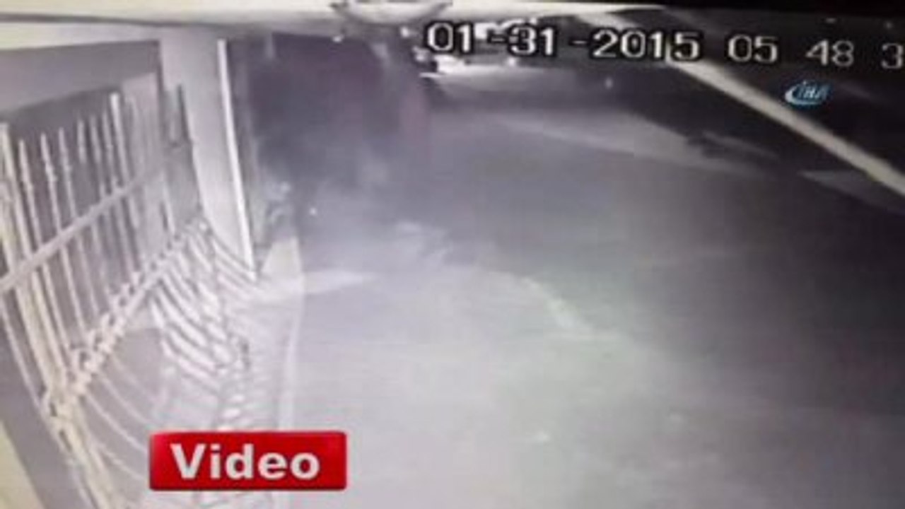 Uçan Çatılar!