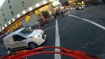 Il se fait renverser à moto et retombe sur ses pieds