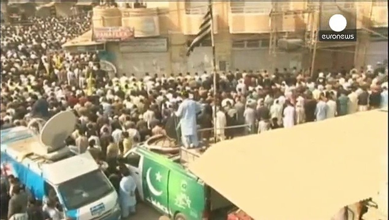 Pakistan trauert um Opfer des Anschlags auf Moschee