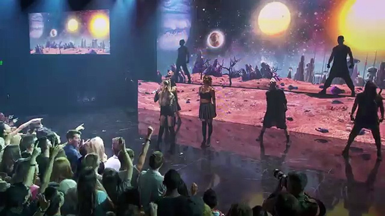 Ariana Grande - Break Free (Live on the Honda Stage at the iHeartRadio Theater LA)