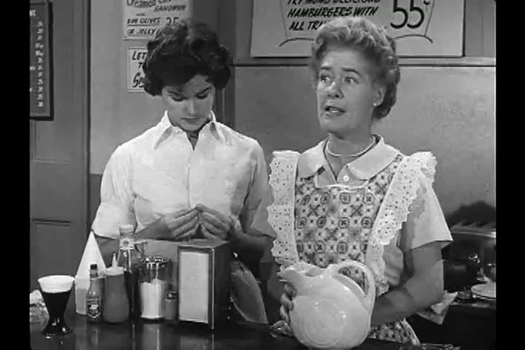 The Real Mccoys - s03e10 - The Girls At Mom's Place