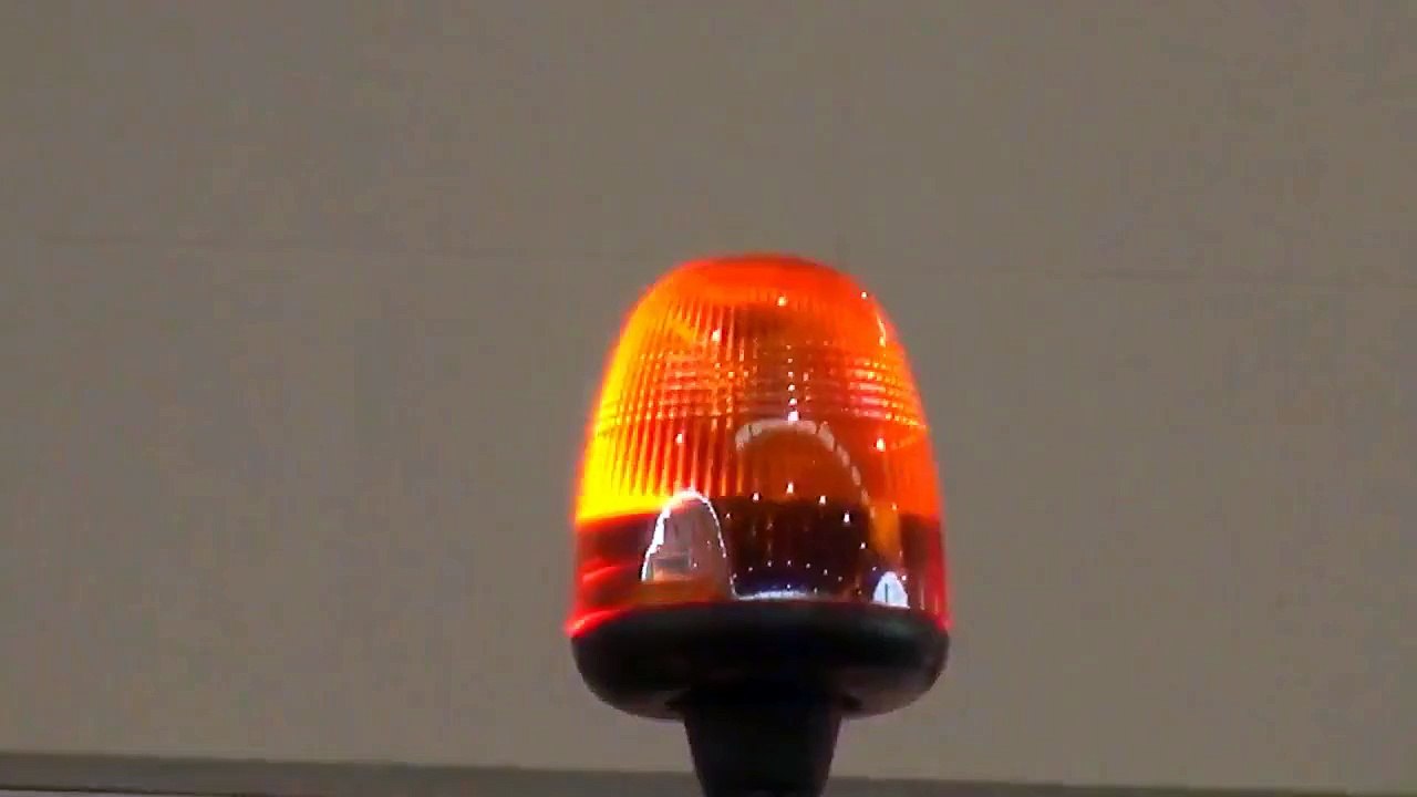 2014 messe meeting yellow light warning attention