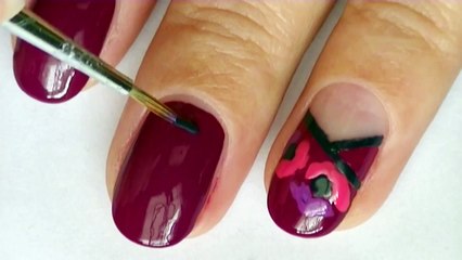 NY Fashion Week 2014 Two Floral Nail Designs - Diane von Furstenberg 2014